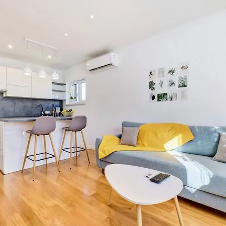 Apartment Beautiful New Blaz *