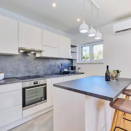 Beautiful New Blaz * Mali Losinj